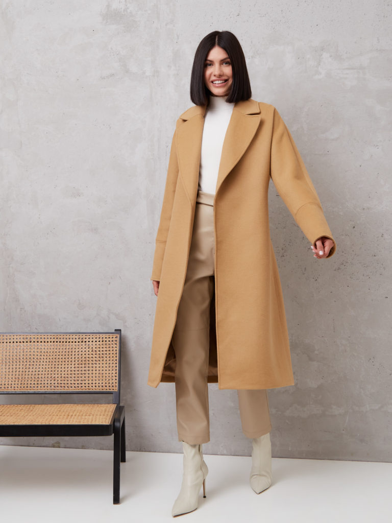Пальто халат с поясом: с чем носить в разных стилях?